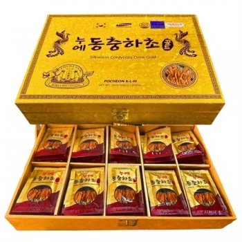 Nước Đông Trùng Hạ Thảo Pocheon K-L-M Silkworm Cordyceps Drink Gold 1800ml (30ml x 60 gói)